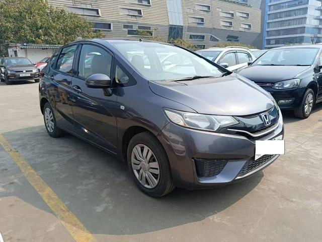 https://images10.gaadi.com/usedcar_image/4303332/original/processed_d1667a672650a9cff9876f4f0c55af4a.jpg?imwidth=6400