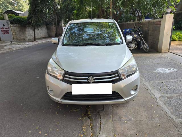 https://images10.gaadi.com/usedcar_image/4303339/original/processed_cb624bd112556118f5a082c60a7d7d48.jpg?imwidth=6400