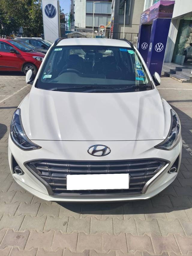 https://images10.gaadi.com/usedcar_image/4303342/original/processed_661fc7d02b2075d508312e72800b0d90.jpeg?imwidth=6400