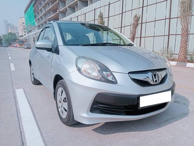 https://images10.gaadi.com/usedcar_image/4303402/original/processed_4d925df29f5c574be530a073a664dbee.jpg?imwidth=6400