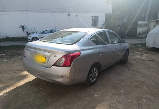 https://images10.gaadi.com/usedcar_image/4303542/original/60b32efbfe7b67d9535bde8f99016878.jpg?imwidth=6401