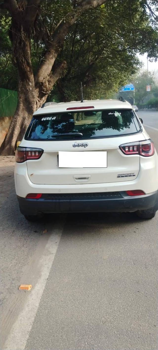 https://images10.gaadi.com/usedcar_image/4303547/original/processed_77b82ca694e44084fc586250bc982758.jpg?imwidth=6402