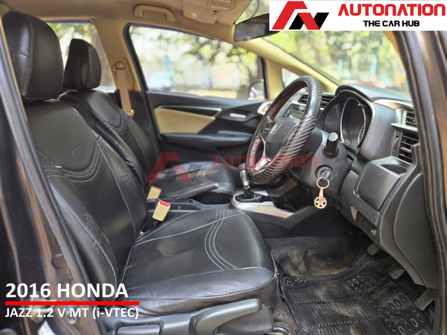 Second-hand 2016 Honda Jazz 1.2 V i VTEC for sale in Kolkata-14