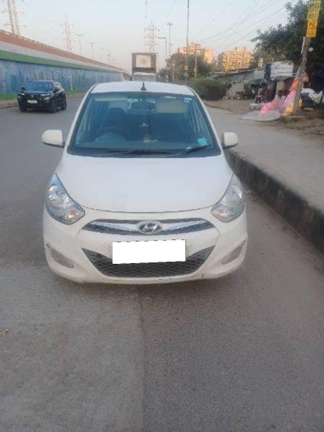 https://images10.gaadi.com/usedcar_image/4303684/original/14a2cc867c802fc1e4e630a440e6f5e7.jpg?imwidth=6400