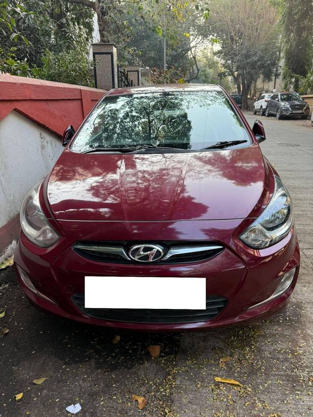 https://images10.gaadi.com/usedcar_image/4303699/original/processed_1dff39e7dde4144d1fafc6a1c434bc79.jpg?imwidth=6400