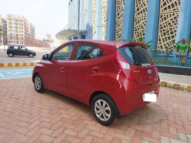 https://images10.gaadi.com/usedcar_image/4303717/original/processed_232555d0697d27817aa32594814c9772.jpg?imwidth=6402