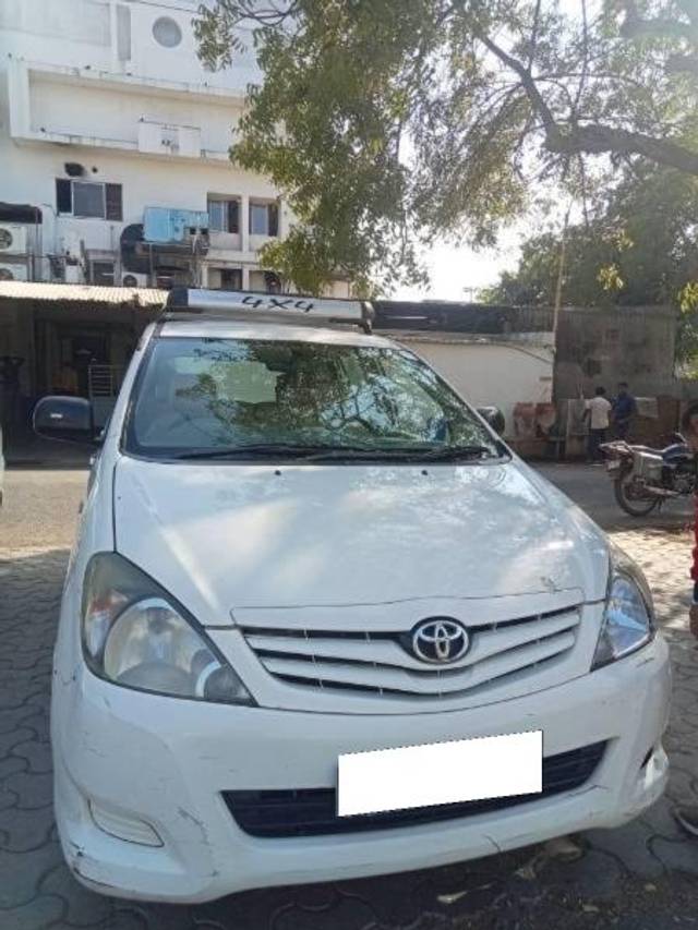 https://images10.gaadi.com/usedcar_image/4303722/original/processed_29f68ff2-be64-43ec-9c7b-46fff8d612df.jpeg?imwidth=6400