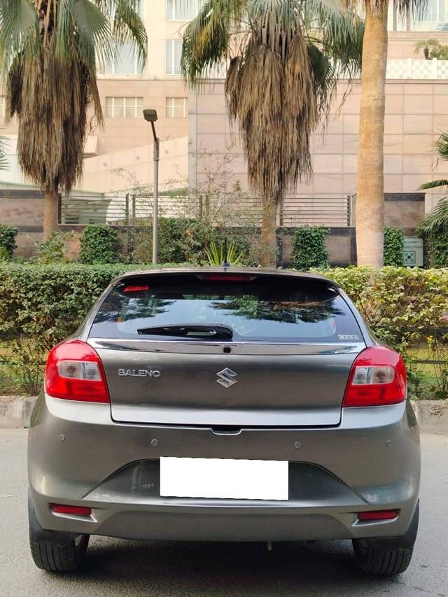 https://images10.gaadi.com/usedcar_image/4303723/original/processed_c49cdb6f586a4b220efa8a4eec624164.jpg?imwidth=6402