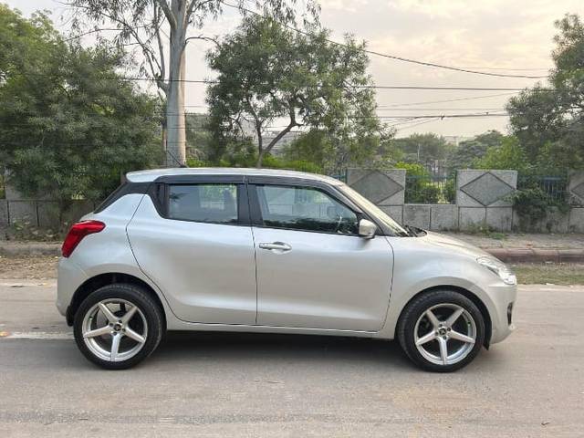 https://images10.gaadi.com/usedcar_image/4303740/original/ddf8e686677f8d2036fd9310baa240e3.jpg?imwidth=6401