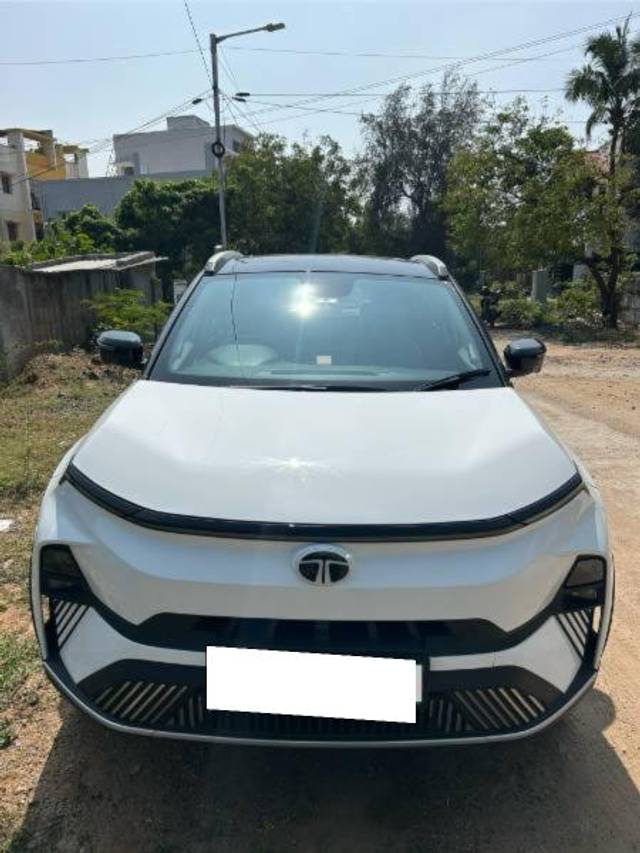 https://images10.gaadi.com/usedcar_image/4303749/original/processed_32b15dd2-8739-494f-b9a6-9ddeeecd0eb8.jpeg?imwidth=6402