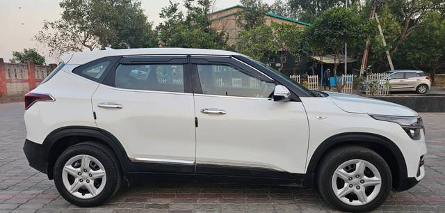 https://images10.gaadi.com/usedcar_image/4303754/original/5a8ec7dde703ce4e4eb37685b8708be6.jpg?imwidth=6401