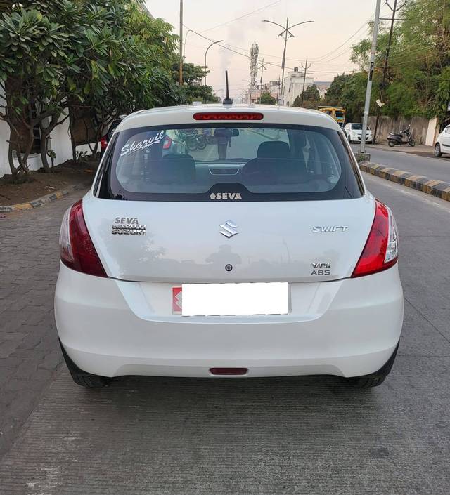 https://images10.gaadi.com/usedcar_image/4303794/original/processed_27043de9da1593469a6ac307dc7ae8a9.jpg?imwidth=6402