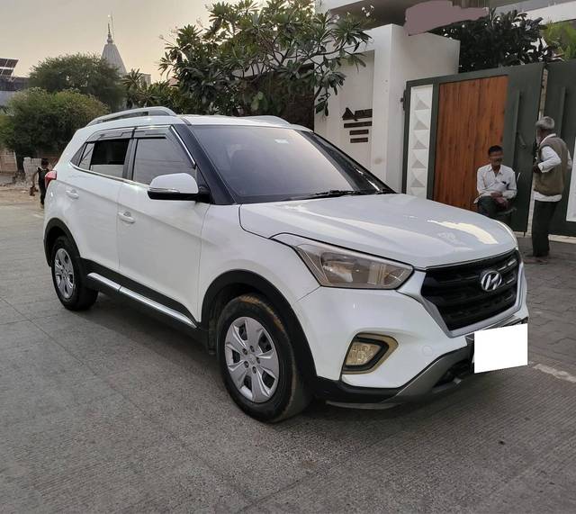 https://images10.gaadi.com/usedcar_image/4303839/original/processed_968d6dbe9cb3cfb1c304027f6273b903.jpg?imwidth=6400