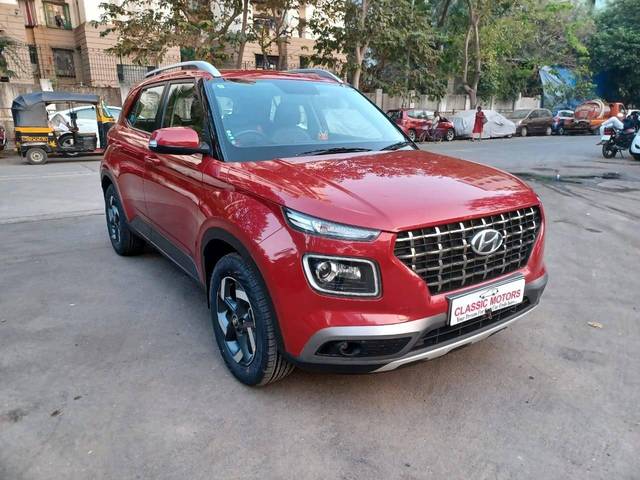 https://images10.gaadi.com/usedcar_image/4303844/original/processed_5e345774101196bae259789230e60100.jpeg?imwidth=6400