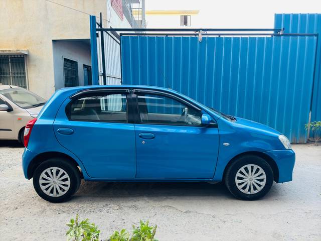 https://images10.gaadi.com/usedcar_image/4303889/original/224bffa9ad06e9eaf781e94ca1386a1a.jpg?imwidth=6401