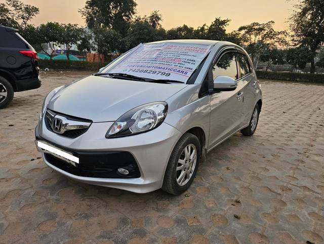 https://images10.gaadi.com/usedcar_image/4303900/original/processed_aea0a967455e40d7ce4138946db272dc.jpg?imwidth=6400