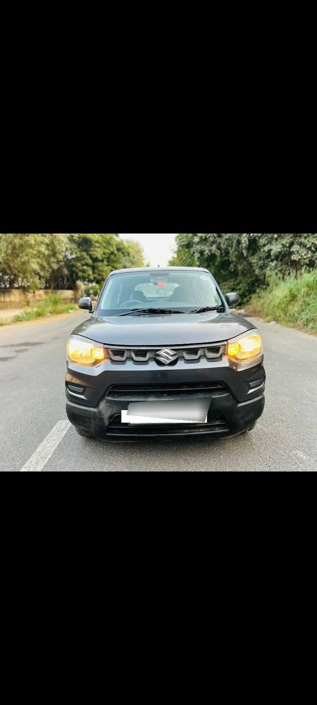 https://images10.gaadi.com/usedcar_image/4303963/original/processed_4ddd30d7880f00a9caee72c96ccda1d4.jpg?imwidth=6400