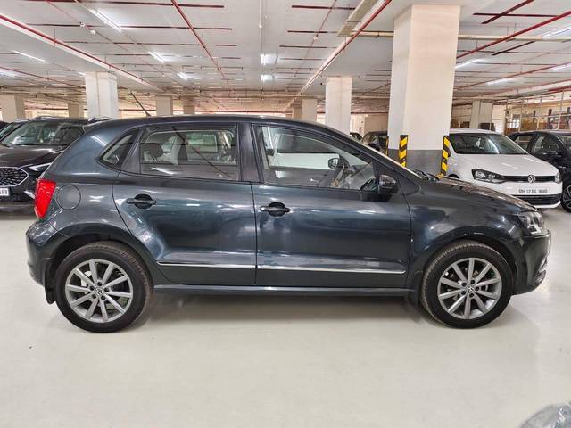 https://images10.gaadi.com/usedcar_image/4303990/original/processed_b941c9c81cd2c76d22c80275f679c110.jpg?imwidth=6401