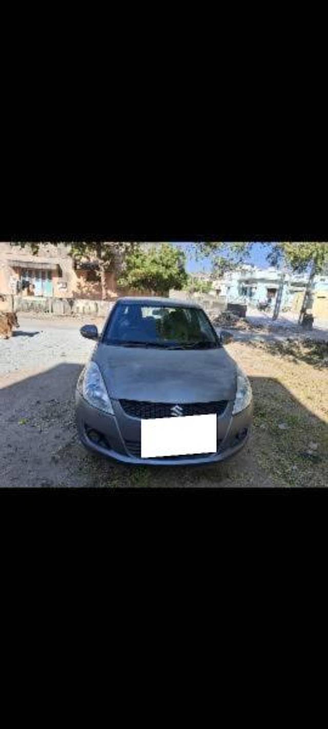 https://images10.gaadi.com/usedcar_image/4304000/original/processed_7f9f70a1-ebdd-43b3-bb47-13dc9600d984.jpg?imwidth=6400