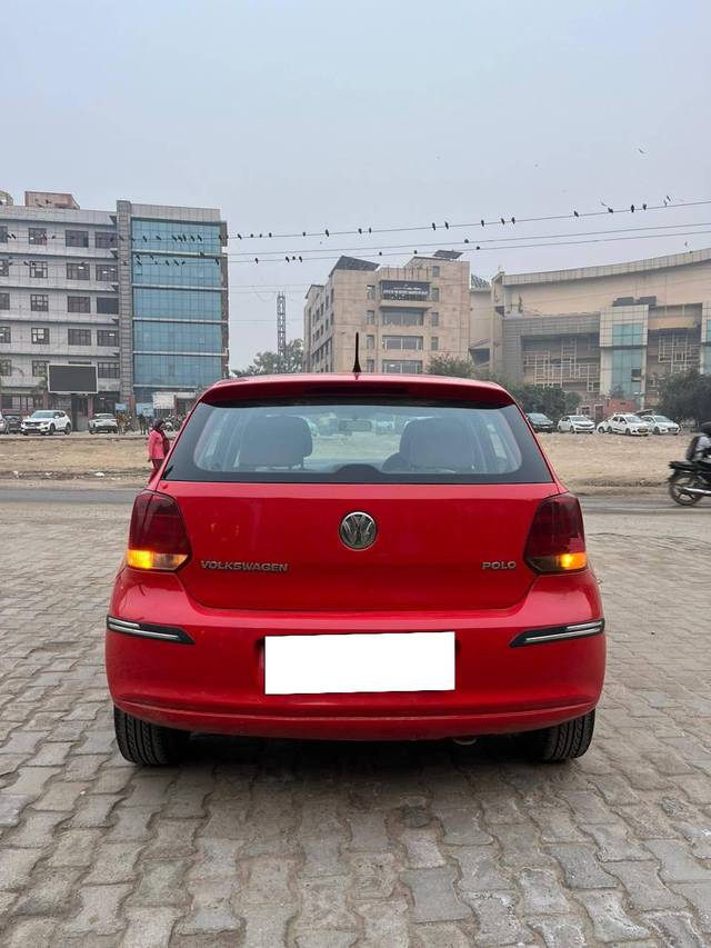 https://images10.gaadi.com/usedcar_image/4304097/original/processed_11fce7d16e64967401d2e5df146ae1a7.jpg?imwidth=6401