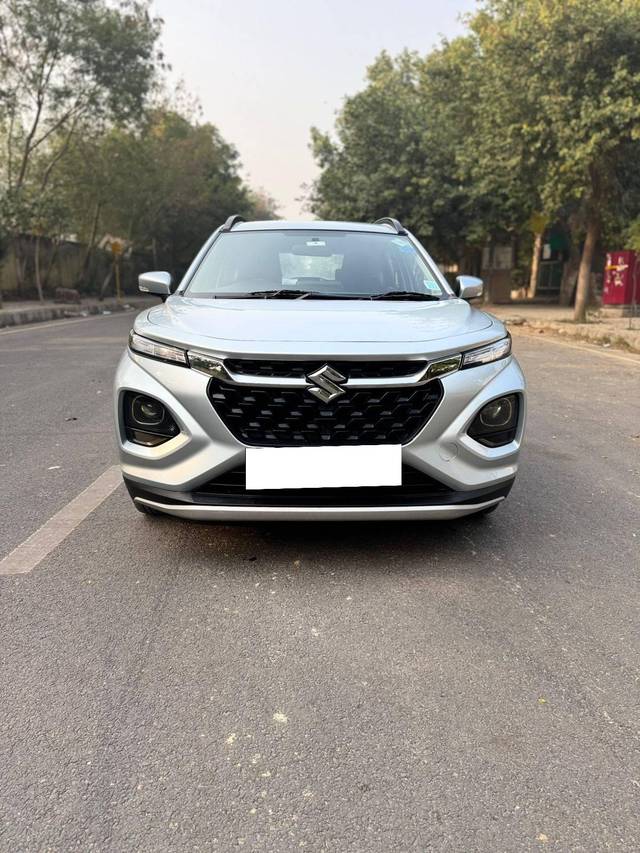 https://images10.gaadi.com/usedcar_image/4304128/original/processed_4e77daabc415afdbebf2a0e663276ff3.jpg?imwidth=6402