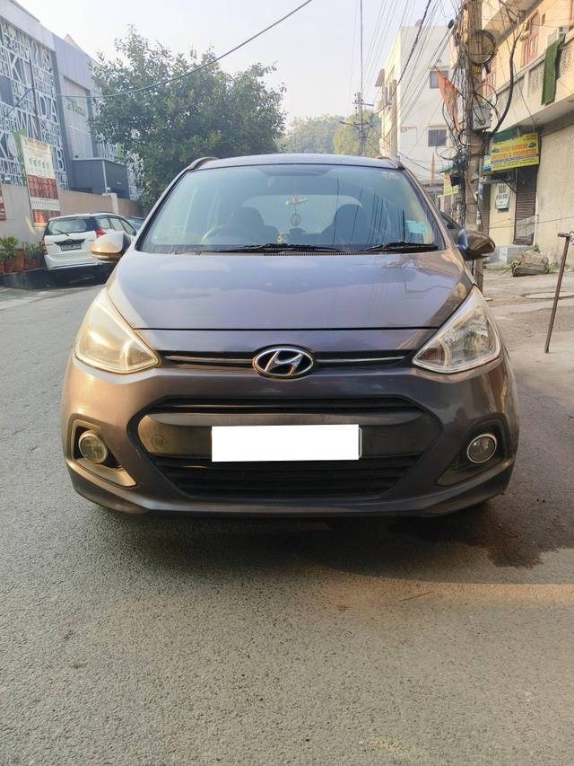 https://images10.gaadi.com/usedcar_image/4304173/original/processed_8f4fd54c712a2fde1d4c1f7839d57e71.jpg?imwidth=6400