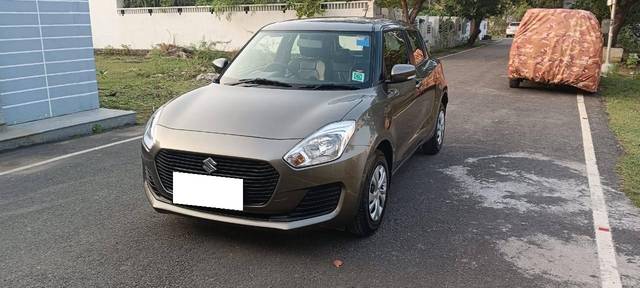 https://images10.gaadi.com/usedcar_image/4304179/original/processed_b660603510df283f5635c0dd968123fd.jpg?imwidth=6402