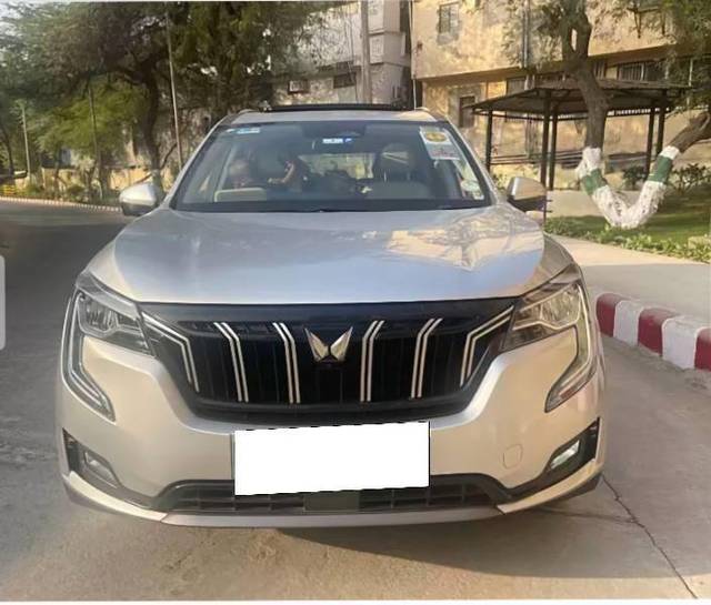 https://images10.gaadi.com/usedcar_image/4304200/original/d439ad6114bd92cecc576d1eefcdf18b.jpg?imwidth=6400