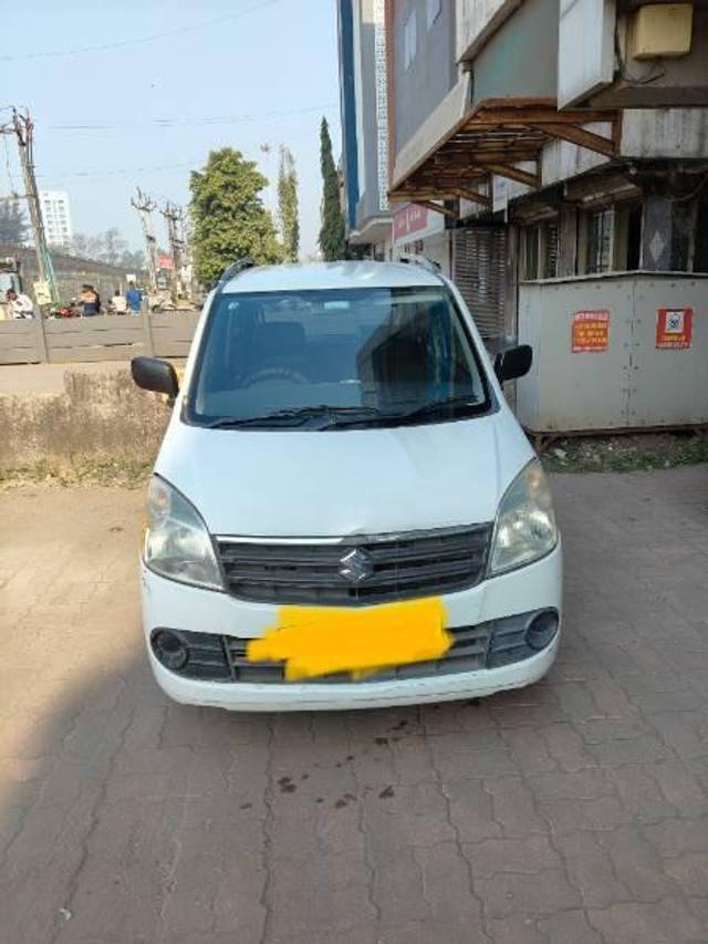 https://images10.gaadi.com/usedcar_image/4304214/original/processed_c1b7e1eb-9b92-4058-872d-8e5312d9326b.jpg?imwidth=6401