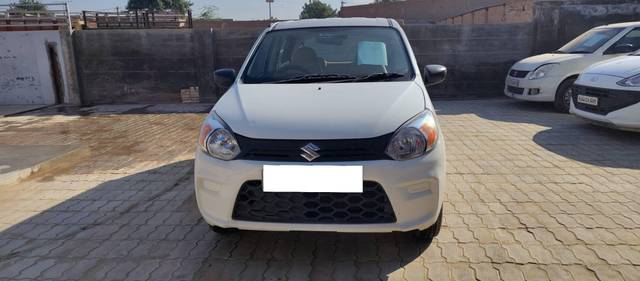 https://images10.gaadi.com/usedcar_image/4304229/original/processed_6cb823d98d673cd0e78669b72c5fc66d.jpg?imwidth=6402