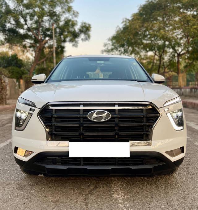 https://images10.gaadi.com/usedcar_image/4304252/original/processed_1c3a7a4d0445acb5a4de7f8d93a1141f.jpg?imwidth=6400