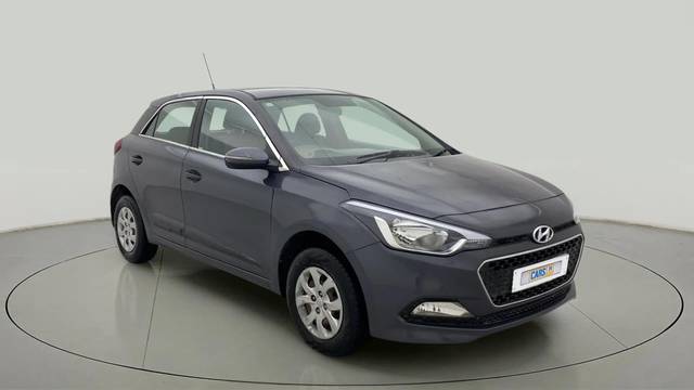 https://images10.gaadi.com/usedcar_image/4304272/original/8d9f1a826e85b524225718e1d3a8f4a4.jpg?imwidth=6400