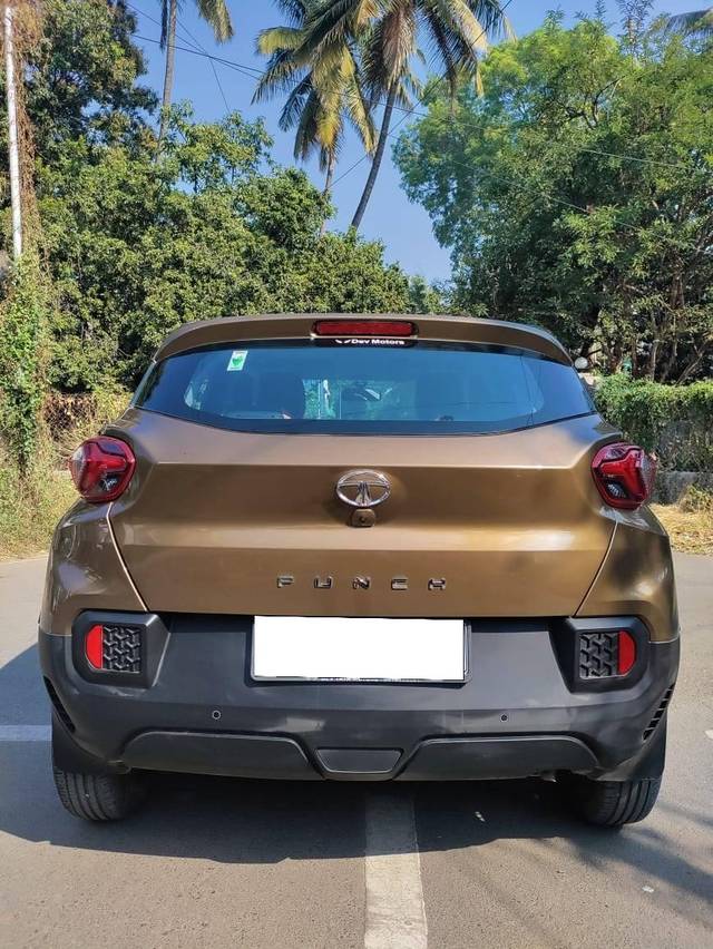 https://images10.gaadi.com/usedcar_image/4304319/original/processed_a9dd541e5697a3efad54e5935da5dbd9.jpg?imwidth=6401