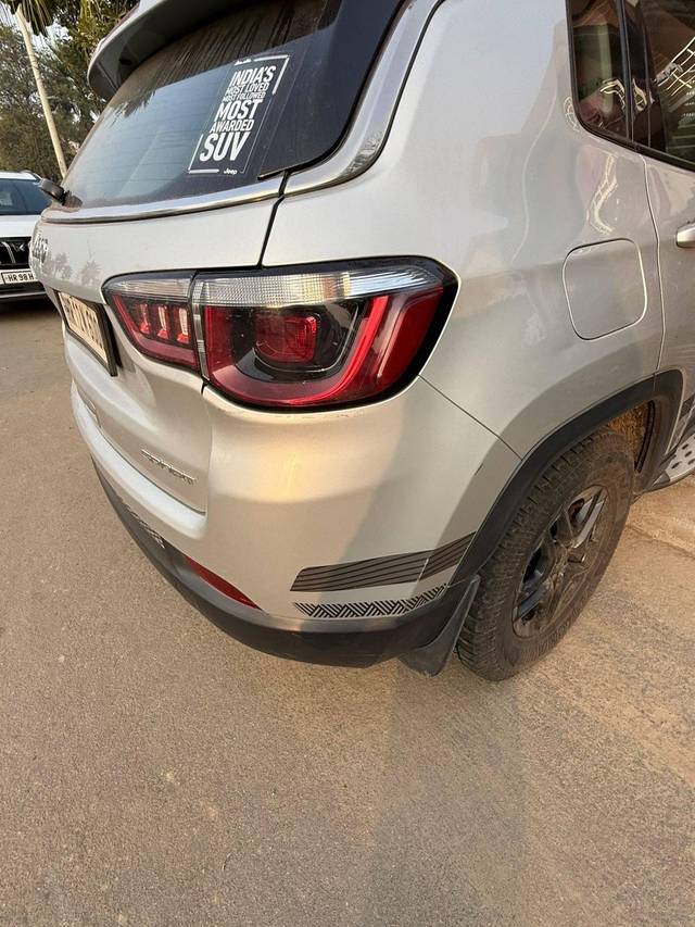 https://images10.gaadi.com/usedcar_image/4304357/original/processed_c3af65e8-c9e6-4871-8fae-10ae599c74af.jpeg?imwidth=6402