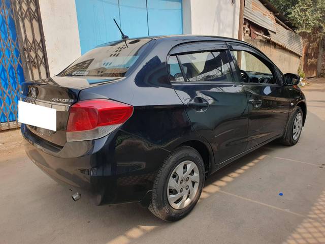 https://images10.gaadi.com/usedcar_image/4304359/original/processed_b1cc8f136420c54690fd9bb447585756.jpg?imwidth=6401