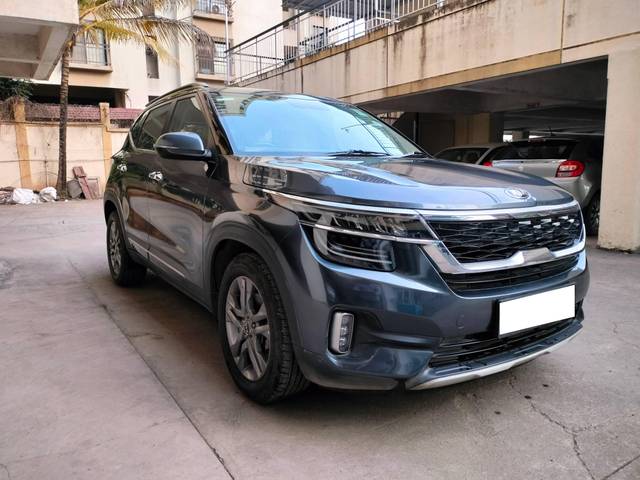 https://images10.gaadi.com/usedcar_image/4304414/original/processed_bf0b12677cb106462bc5b94b3a881767.jpg?imwidth=6400