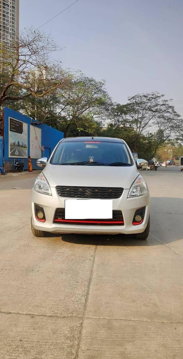 https://images10.gaadi.com/usedcar_image/4304453/original/processed_0413fb771b48e27e3cd5b4543fec8dd9.jpg?imwidth=6400