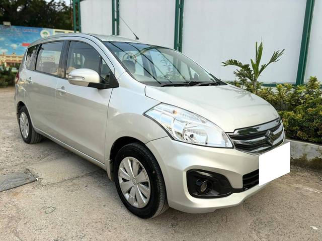 https://images10.gaadi.com/usedcar_image/4304538/original/processed_1c77cf4df7972508f35a9c77ccd69cd5.jpg?imwidth=6400