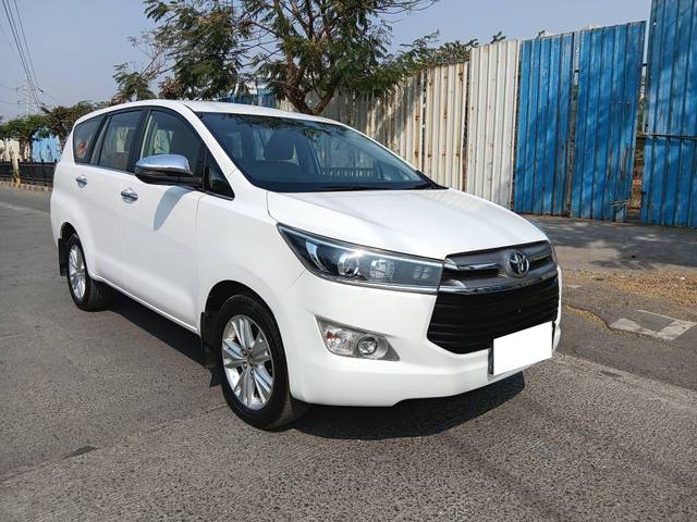 https://images10.gaadi.com/usedcar_image/4304559/original/processed_97b26d54dafe2dd9b73ba8046621d792.jpg?imwidth=6400