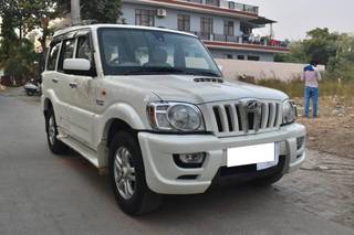 Mahindra Scorpio 2009-2014 Mahindra Scorpio SLE 7S BSIII