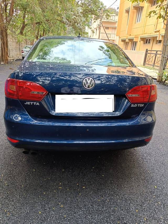 https://images10.gaadi.com/usedcar_image/4304620/original/processed_1bc480009558a2bed7c569d99386d624.jpg?imwidth=6402