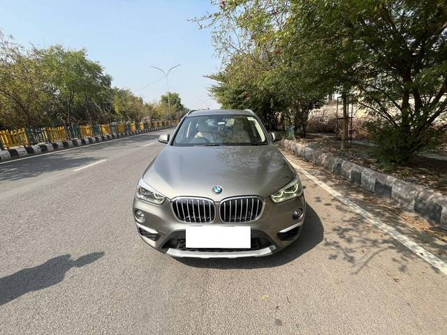 https://images10.gaadi.com/usedcar_image/4304664/original/processed_2d473fb021b1dec89c9385374b3068cb.jpg?imwidth=6402