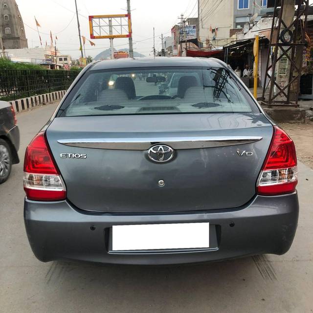 https://images10.gaadi.com/usedcar_image/4304688/original/processed_40a14f9084b82ed24b939b0e273ec6bf.jpg?imwidth=6402