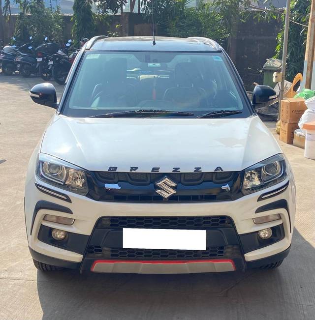 https://images10.gaadi.com/usedcar_image/4304697/original/b8b793ef642a36b703861f845f63ad9d.jpg?imwidth=6400