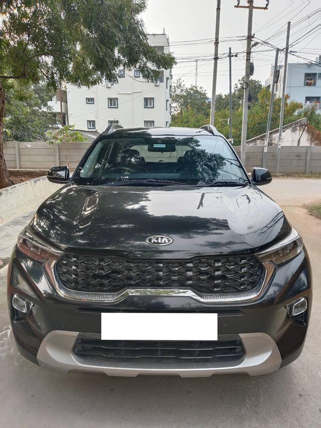 https://images10.gaadi.com/usedcar_image/4304733/original/processed_5f22502e3554669baa9dbe22b5cd075e.jpg?imwidth=6400