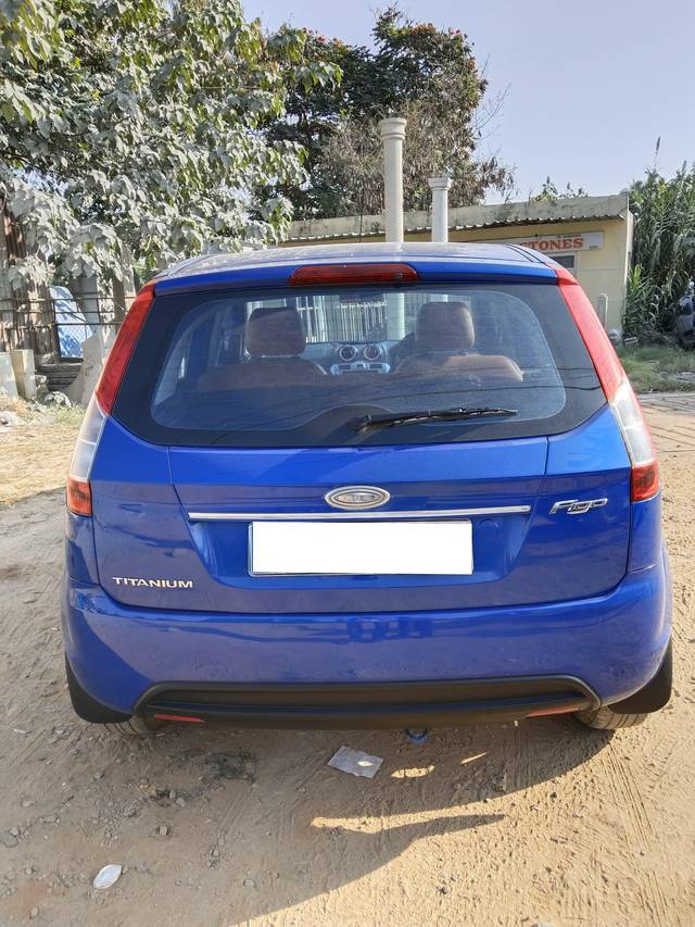 https://images10.gaadi.com/usedcar_image/4304791/original/processed_3eef98837487bde455250c4ad9c27099.jpg?imwidth=6402