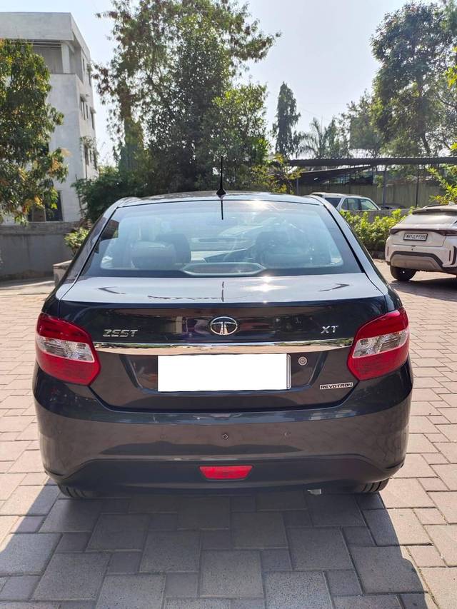 https://images10.gaadi.com/usedcar_image/4304896/original/processed_060587d620ae24bcebf17be721024be4.jpg?imwidth=6402