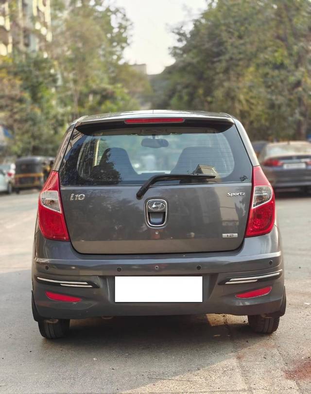 https://images10.gaadi.com/usedcar_image/4304899/original/processed_1ef2c0f2f0bb59bd2f3d4b966ced7888.jpg?imwidth=6402