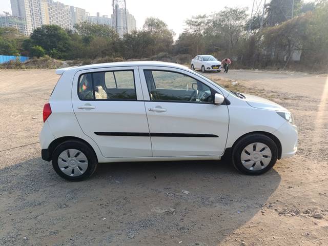 https://images10.gaadi.com/usedcar_image/4304916/original/c2d9500de1168c20e226b6c7ec6ade4e.jpg?imwidth=6401