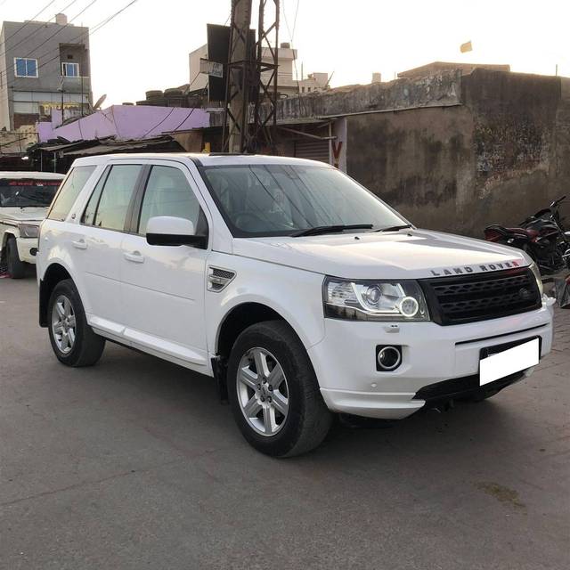 https://images10.gaadi.com/usedcar_image/4305006/original/processed_e5dc34ae2fa6646aee0fd709215f24a5.jpg?imwidth=6400